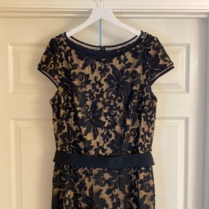 Tadashi Shoji Navy lace over tan fabric Formal Gown Size 16
